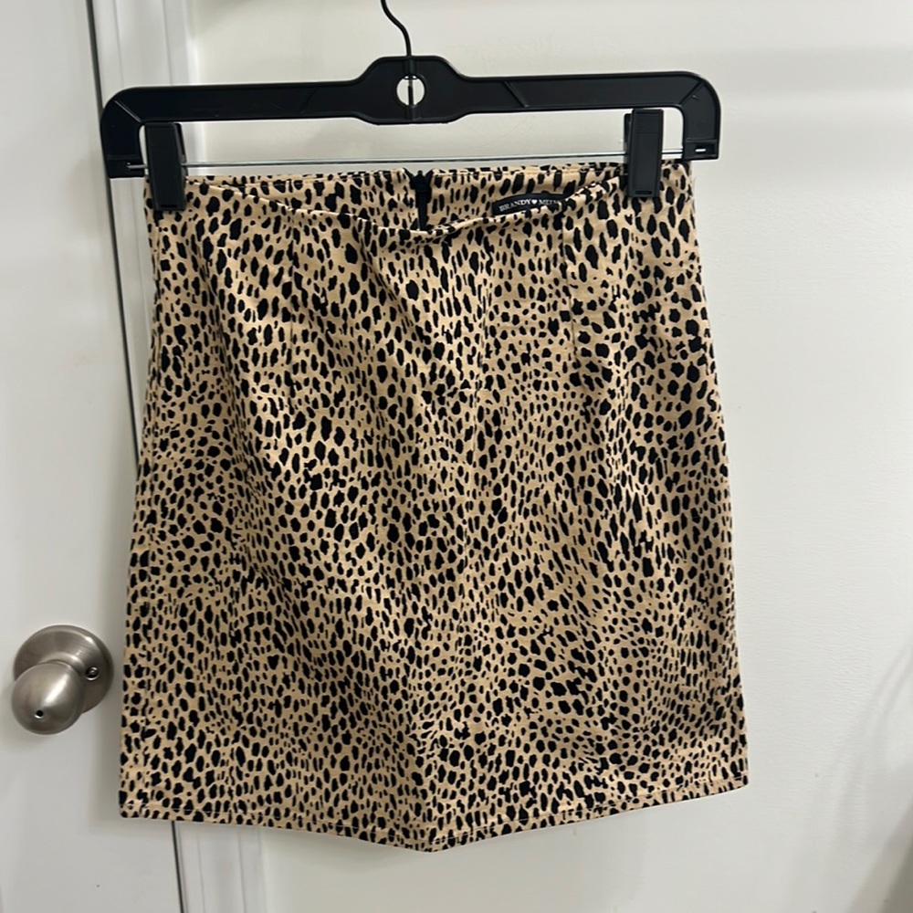 Brandy Melville skirt